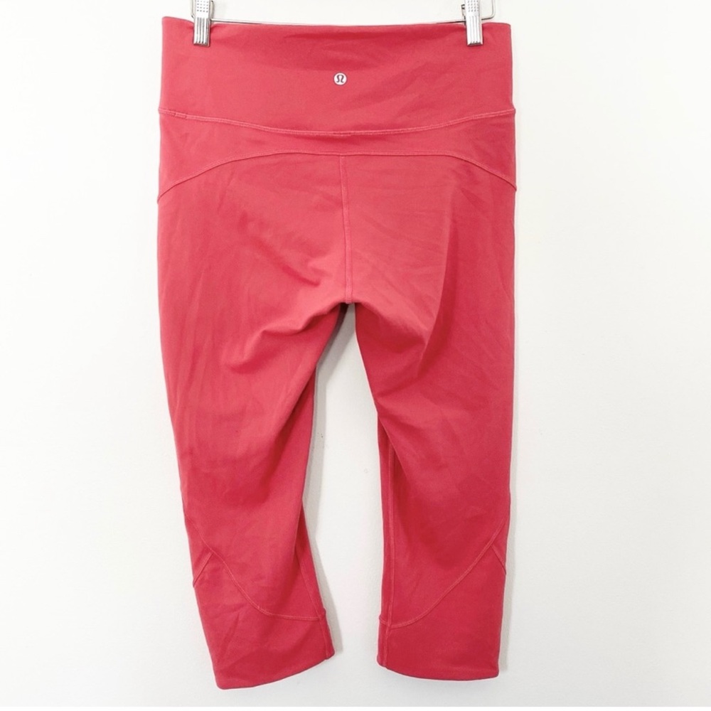 Lululemon In Movement Crop *Everlux 19"
Vintage Rose Size 2 - Picture 6 of 8